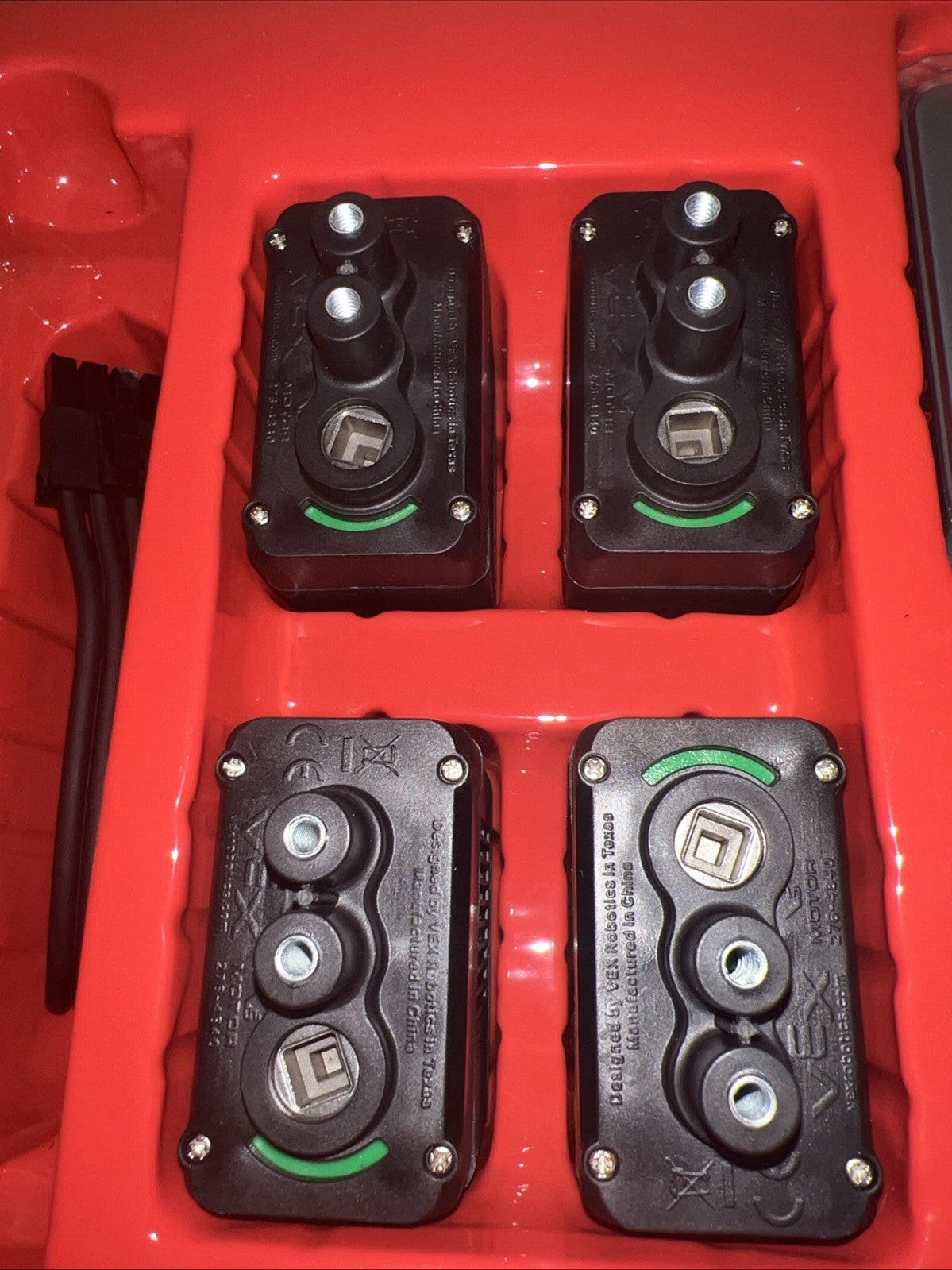 VEX V5 Upgrade Kit 276-4810, Brain, Battery, 4 Motors, Cables, New