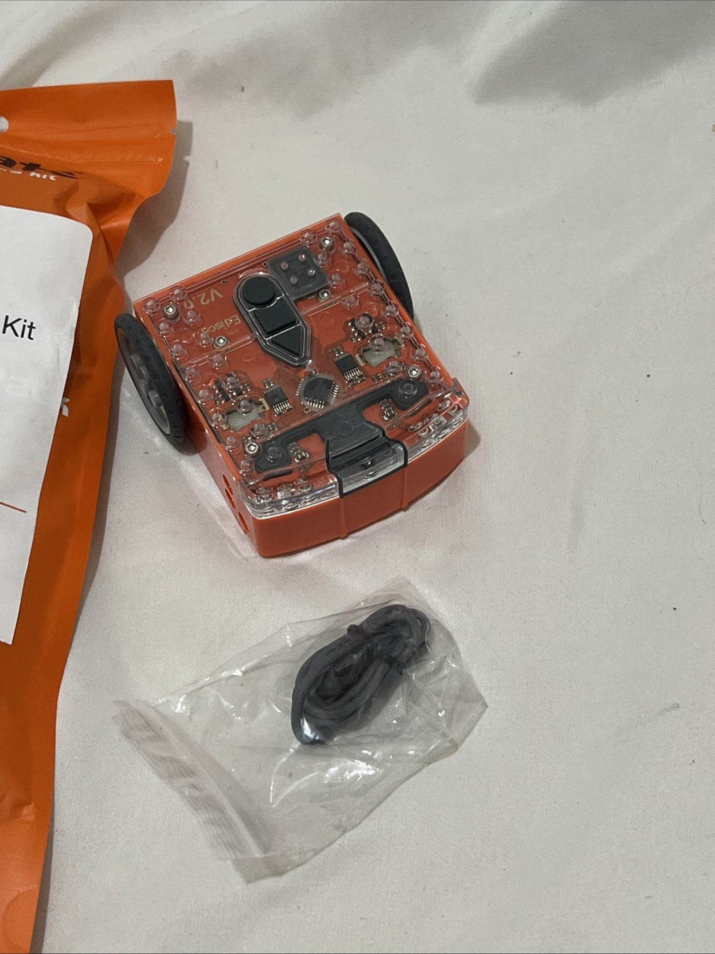 Edison Robot with 5 in 1 Expansion STEM Kit